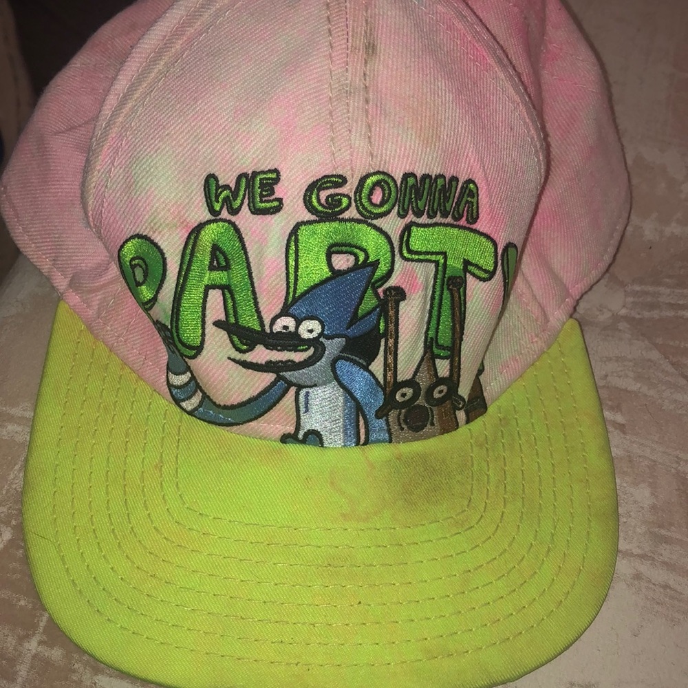 We Gonna Party hat